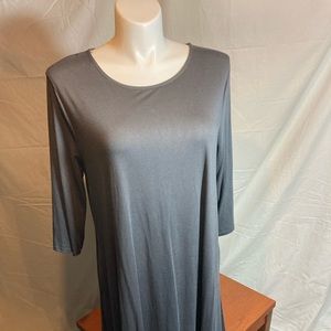 Fun 3/4 sleeve women’s grey 2X dress